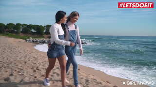 LETSDOEIT - #Apolonia Lapiedra, Sexy Mädchen Goen Wild Op Hiert Neit Haus