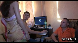 Ez a csaj gyorsabban korlátozza Ez a csaj gyorsabban korlátozza