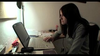 Што човек не е против