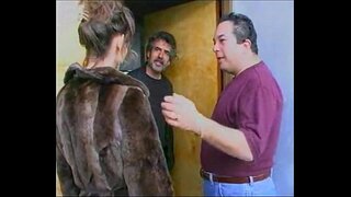 Jebes Moju Ženu . Agencije