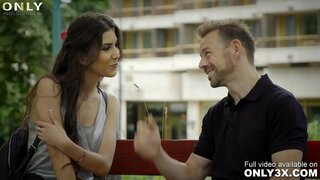 Only3x Only3x پیش کرتا ہے - کٹر منظر کے ساتھ انیا Krey